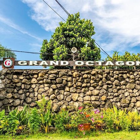 Grand Octagon Resort Laoag Ngoại thất bức ảnh
